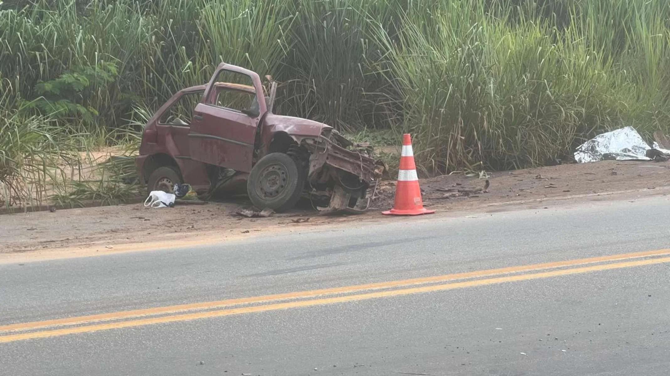 Image: https://thefolha.news/wp-content/uploads/2026/02/postiimg-6998c12c3716c8763.jpeg Batida entre carreta e veculo de passeio deixa trs mortos e um ferido grave na Grande BH