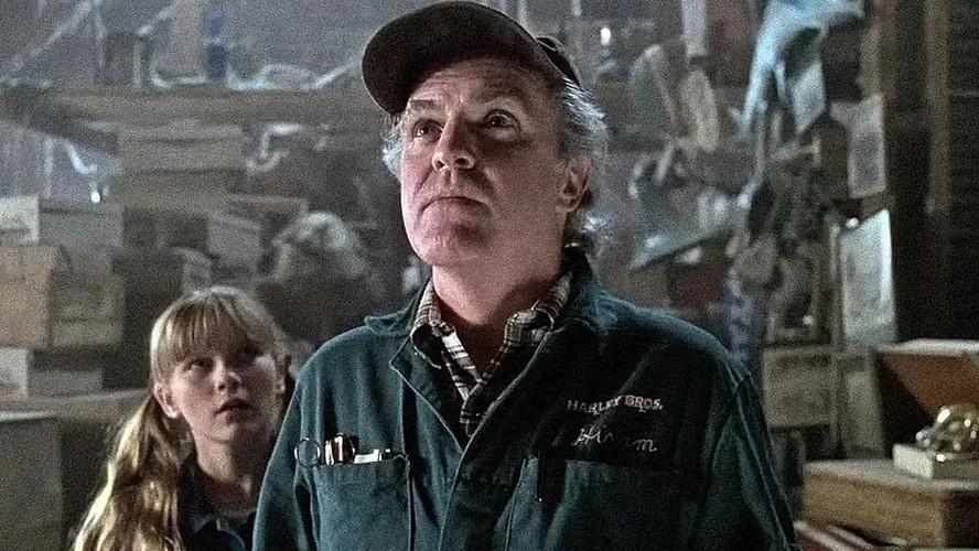 O ator James Handy conhecido por participaes em filmes como Jumanji 1996 e Top Gun Maverick 2022 morreu aos 81 anos aps ser esfaqueado em Los Angeles nos Estados Unidos