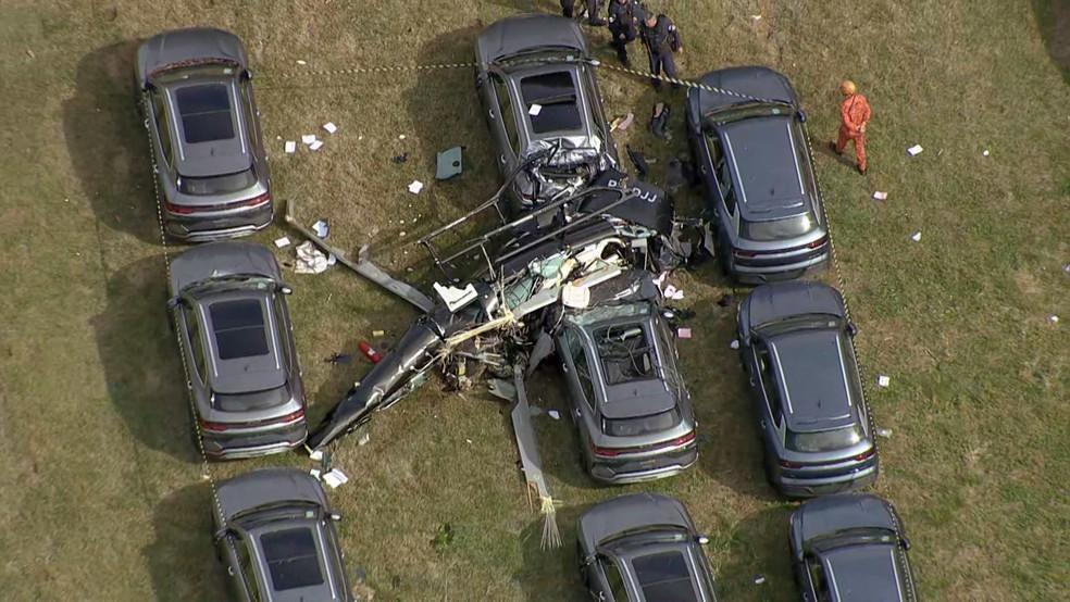 Um dos helicpteros que caram no Recreio Foto ReproduoTV Globo
